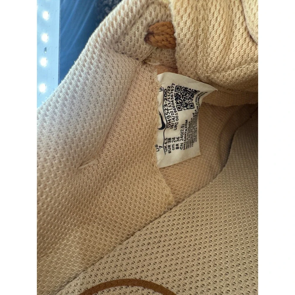 Nike Waffle Debut Sneakers Women 7 Tan Brown Comfy Minimalist Neural Athleisure